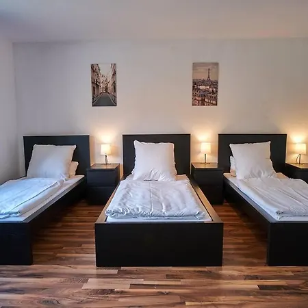 Mivano-Apartments *Netflix *Zentral *Wifi Celle Exterior foto